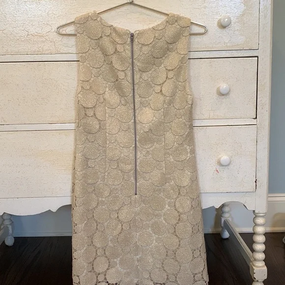 Alice + Olivia Clyde Dot Lace shift dress - Picture 4 of 4